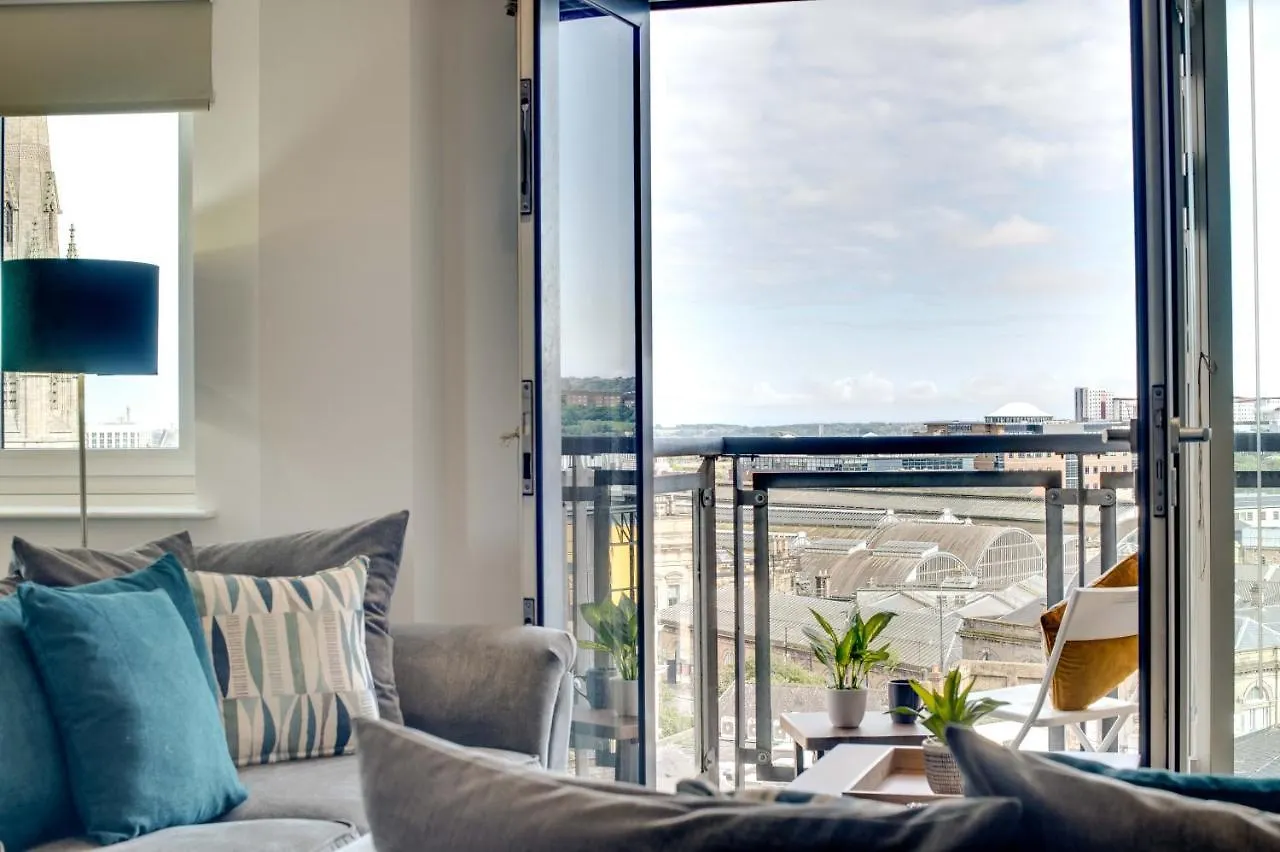 All Saints Apartments 6B By Week2Week Newcastle Upon Tyne