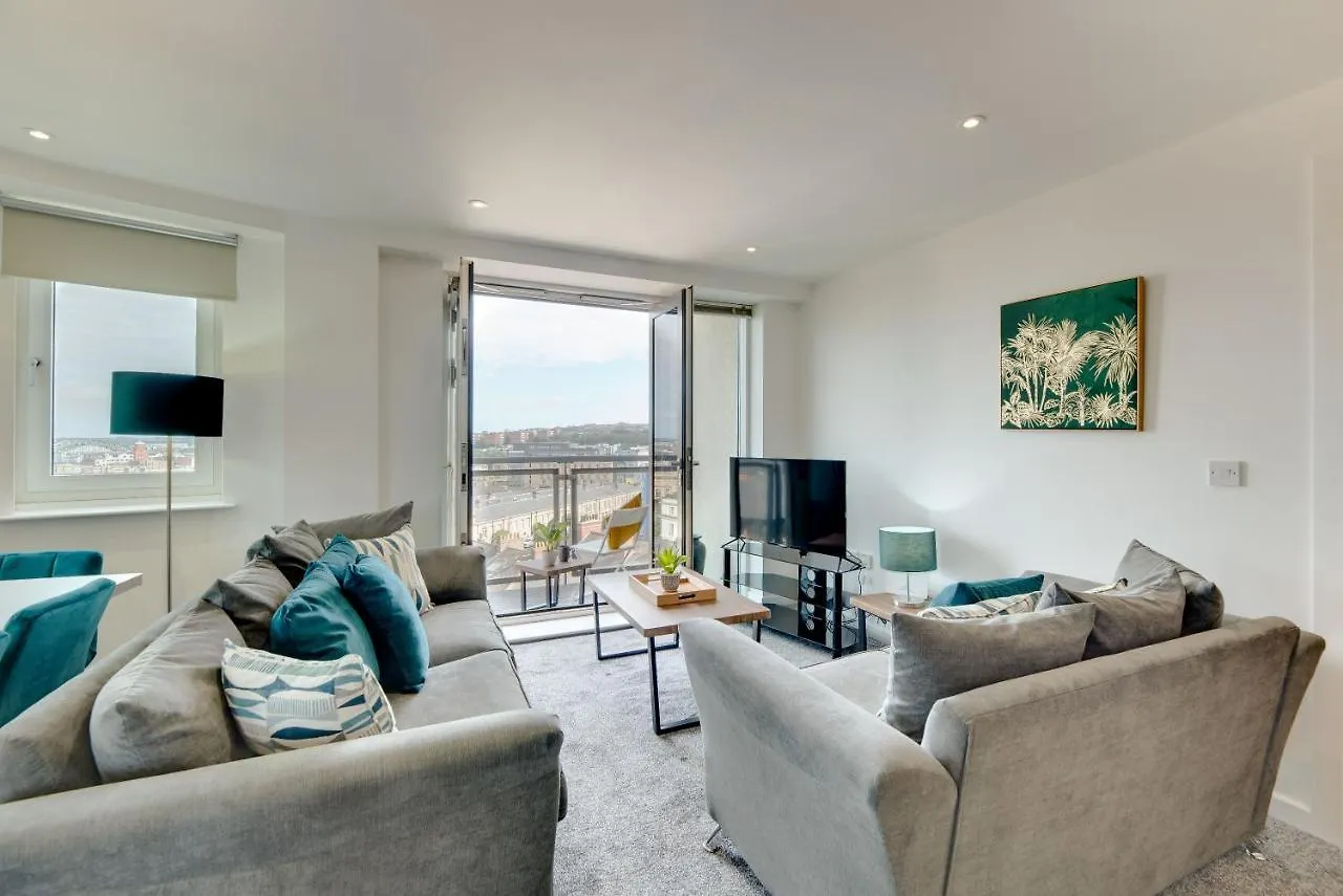 All Saints Apartments 6B By Week2Week Newcastle Upon Tyne